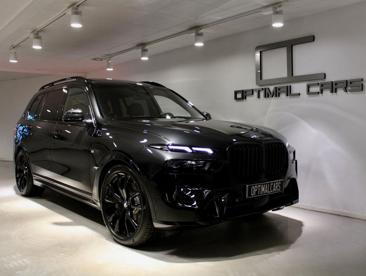 BMW X7 xDrive 40D M-SPORT Black EDT. Panorama