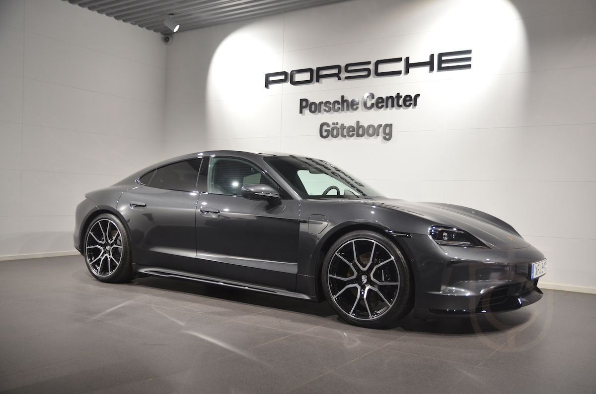 Porsche Taycan RWD