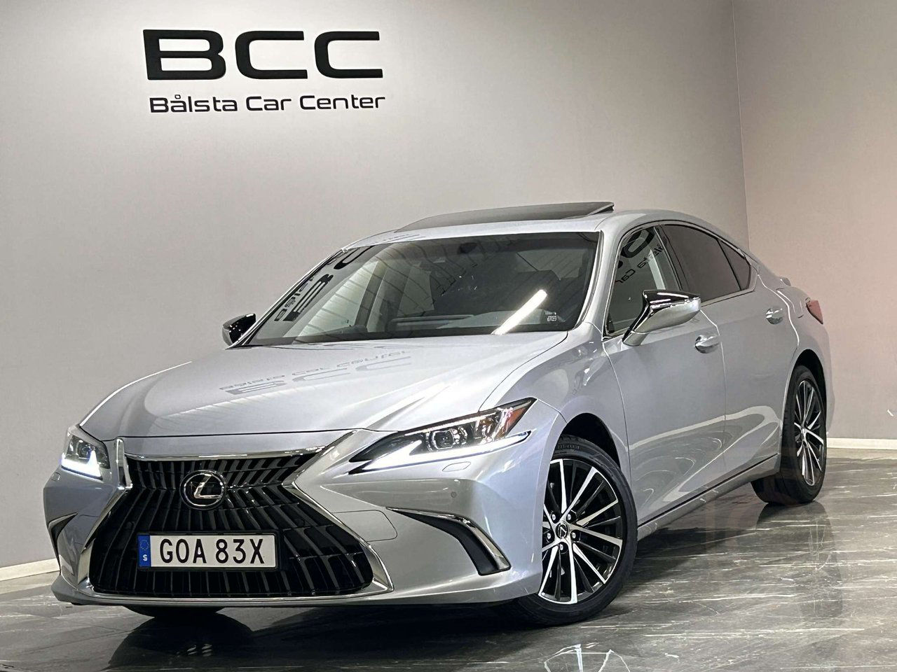 Lexus ES 300h 2.5 E-CVT Limited Edition