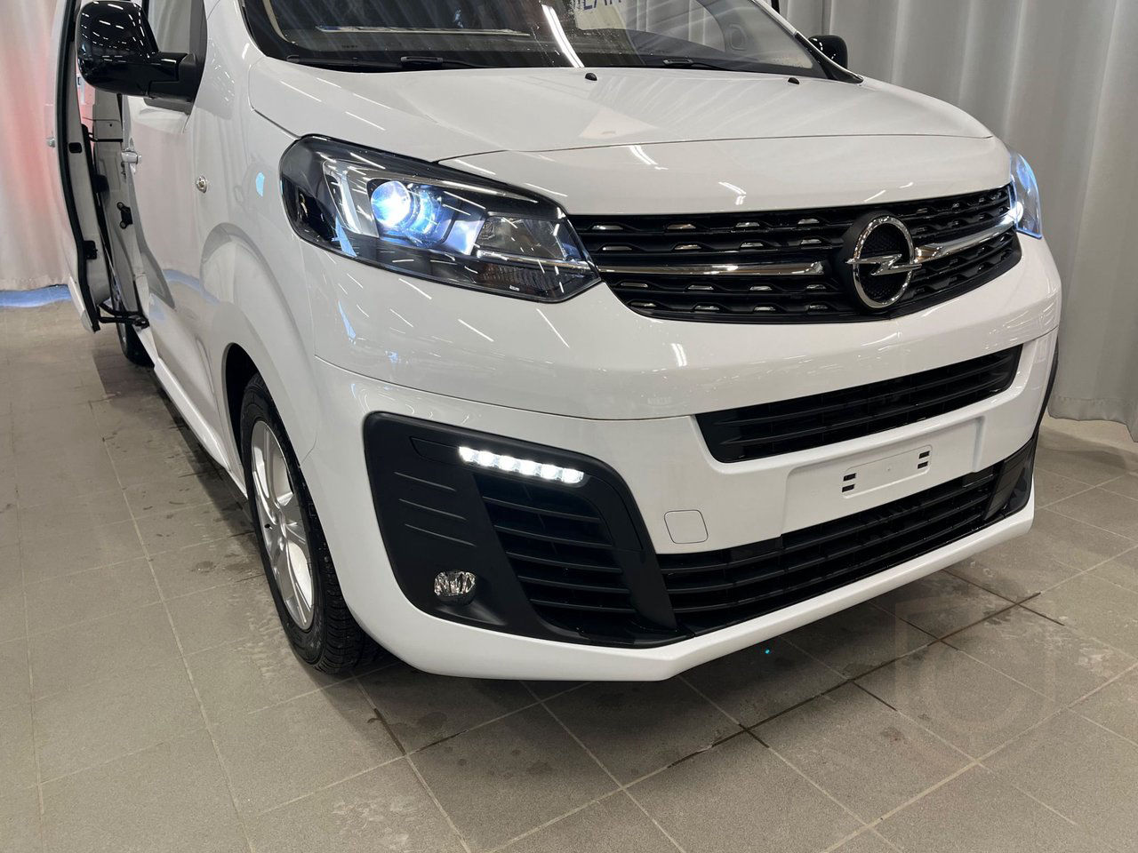 Opel Vivaro-e Premium L3