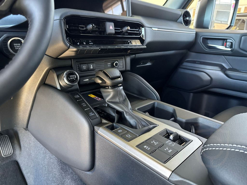 Toyota Land Cruiser 2,8 D-4D 150kW AWD Executive 2.8 D4