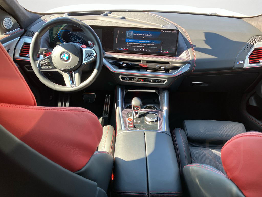 BMW XM 4.4 Label Bowers & Wilkins AHK