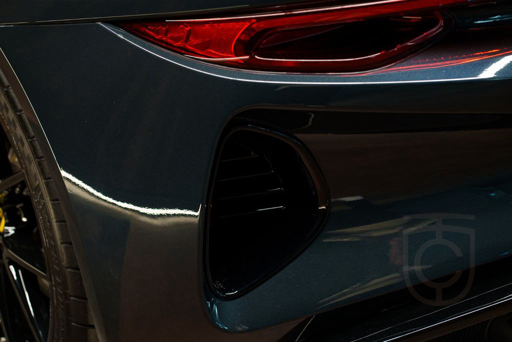 Lotus Emira I4 AUT