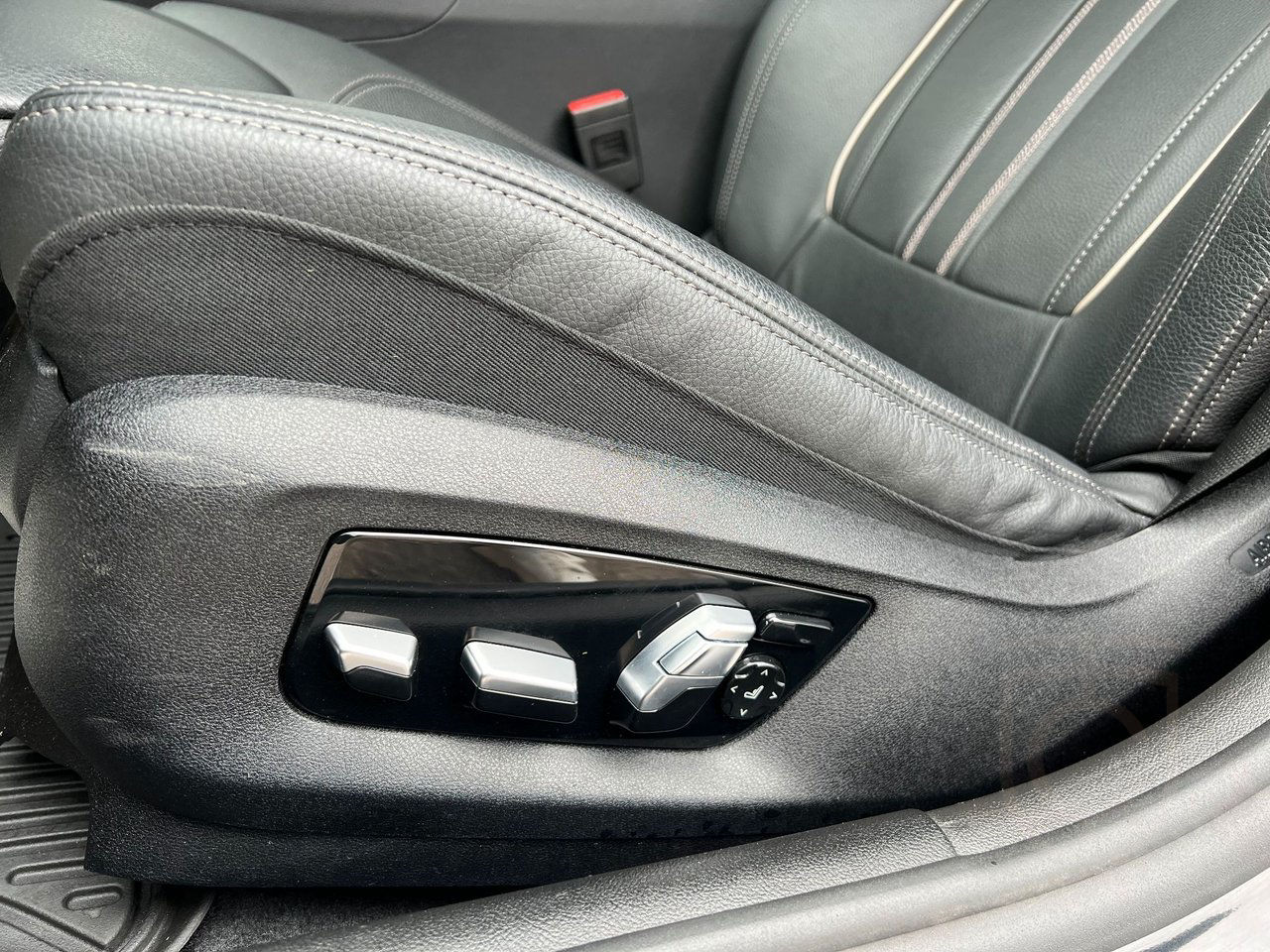 BMW 545 e xDrive Sedan M-Sport Innovation