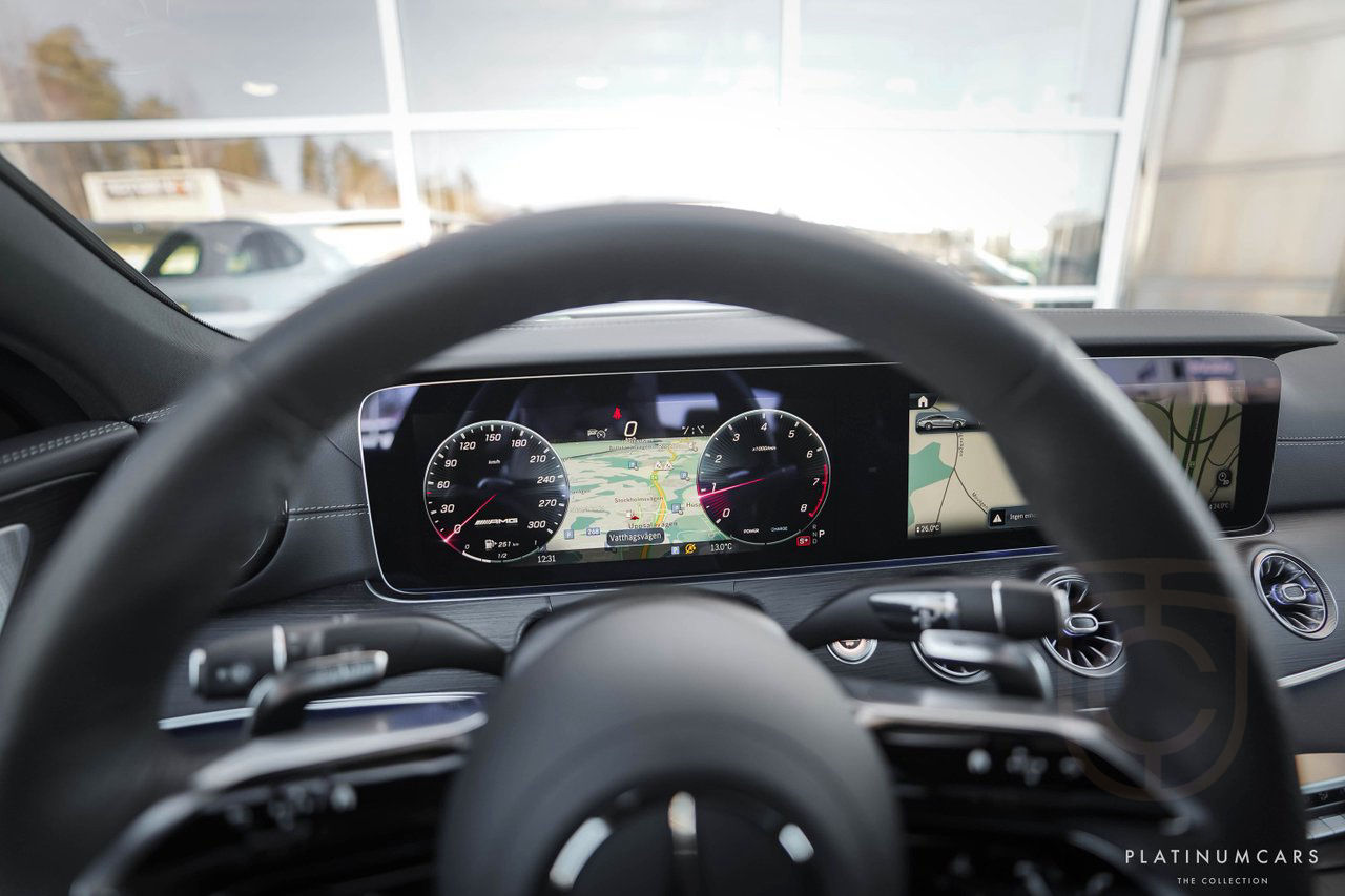 Mercedes-Benz AMG GT 4 43 AMG 4M+