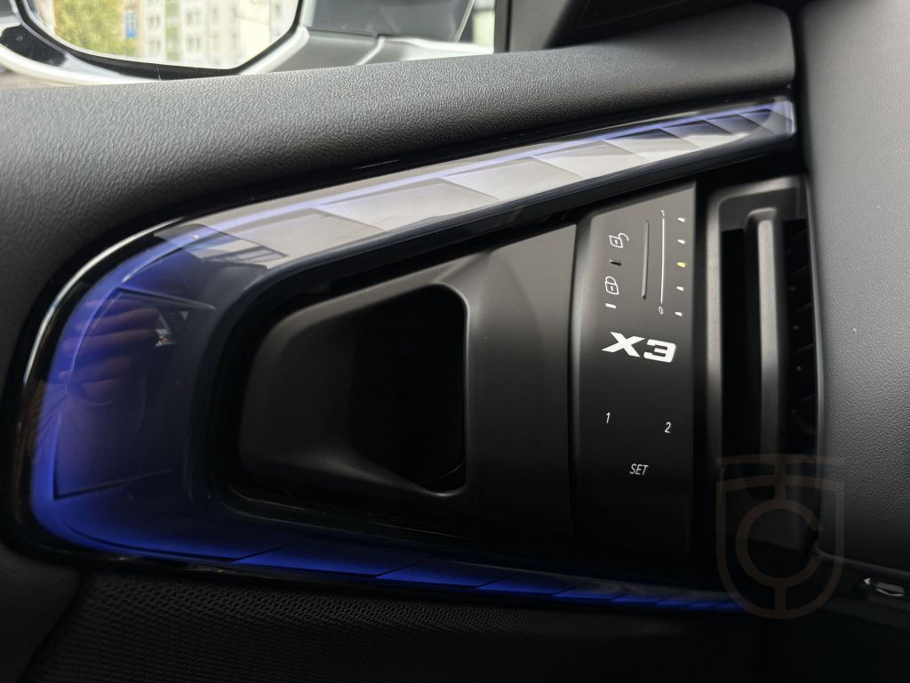 BMW X3 30e xDrive HuD PANO DA PROF PA+ H/K 19"