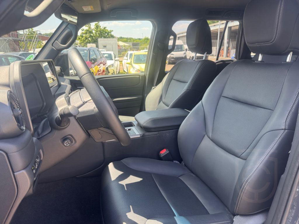Toyota Land Cruiser 2.8 D-4D Automatik Executive (250/J
