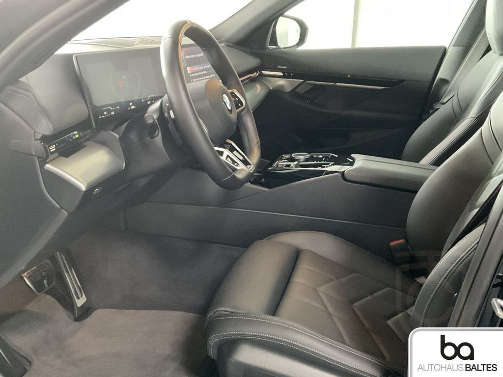 BMW 540d xDrive Touring M Sport Pro 20"/Pano/ACC/AHK