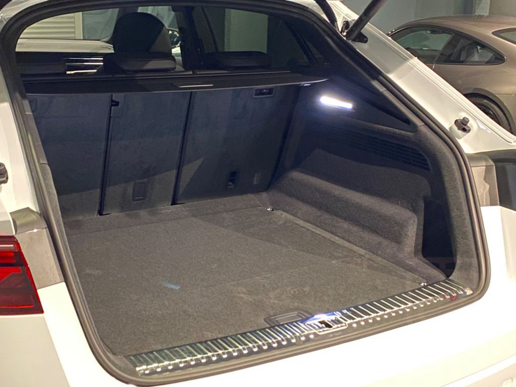 Audi SQ8 TFSI quattro tiptronic