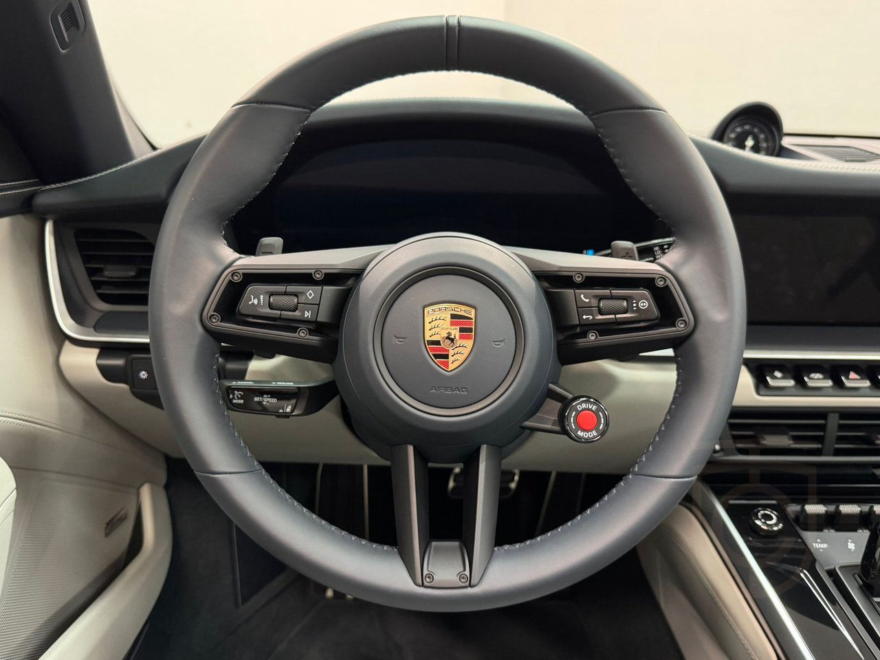 Porsche 911 992 Carrera GTS Cab