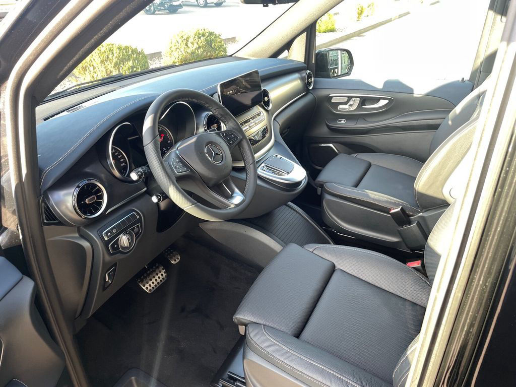 Mercedes-Benz EQV 300 AVANTGARDE DISTR+360+BURM+SITZBEL+EL.SIT