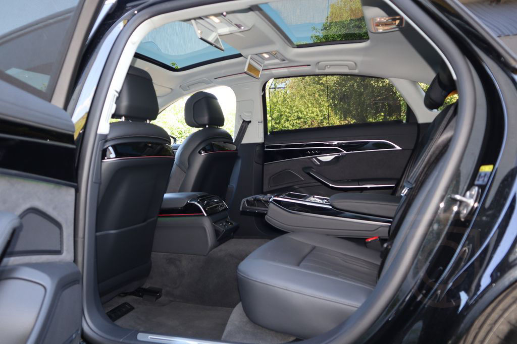 Audi A8L 60 TFSIe lang PANO/ALLRADL./B&O/TV/HuD/NACHT