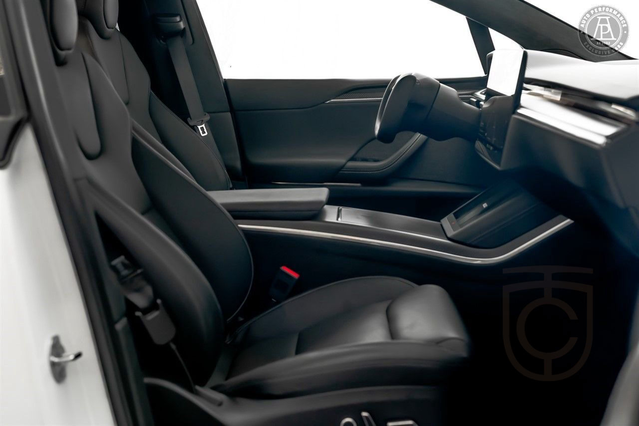 Tesla Model X Plaid