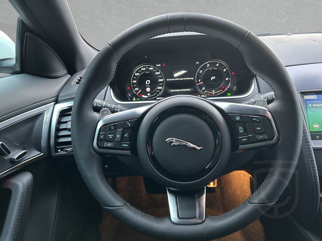 Jaguar F-Type Coupe P300 R-Dyn. Klima Paket Black Pack