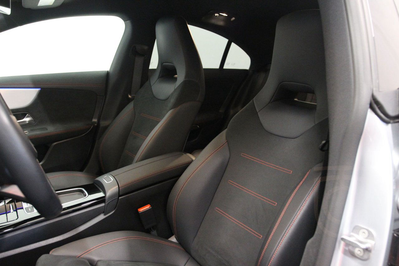Mercedes-Benz CLA 250 e Coupé AMG Line Night Burmester 360°
