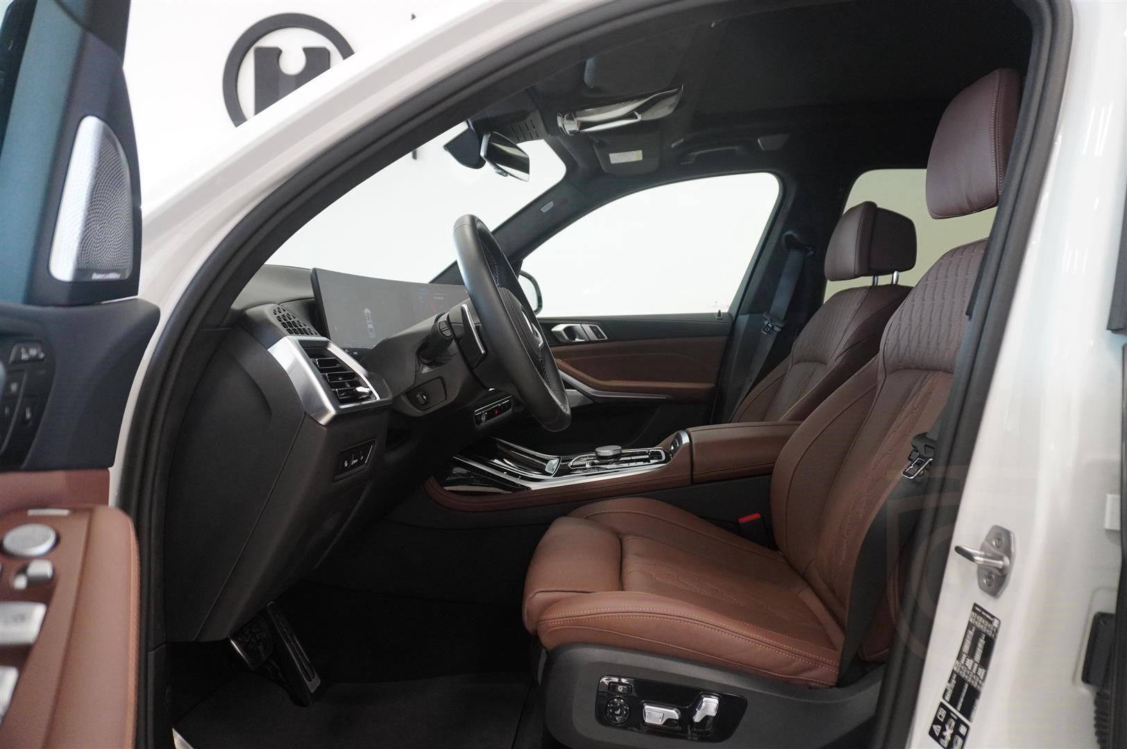 BMW X7 M60i xDrive