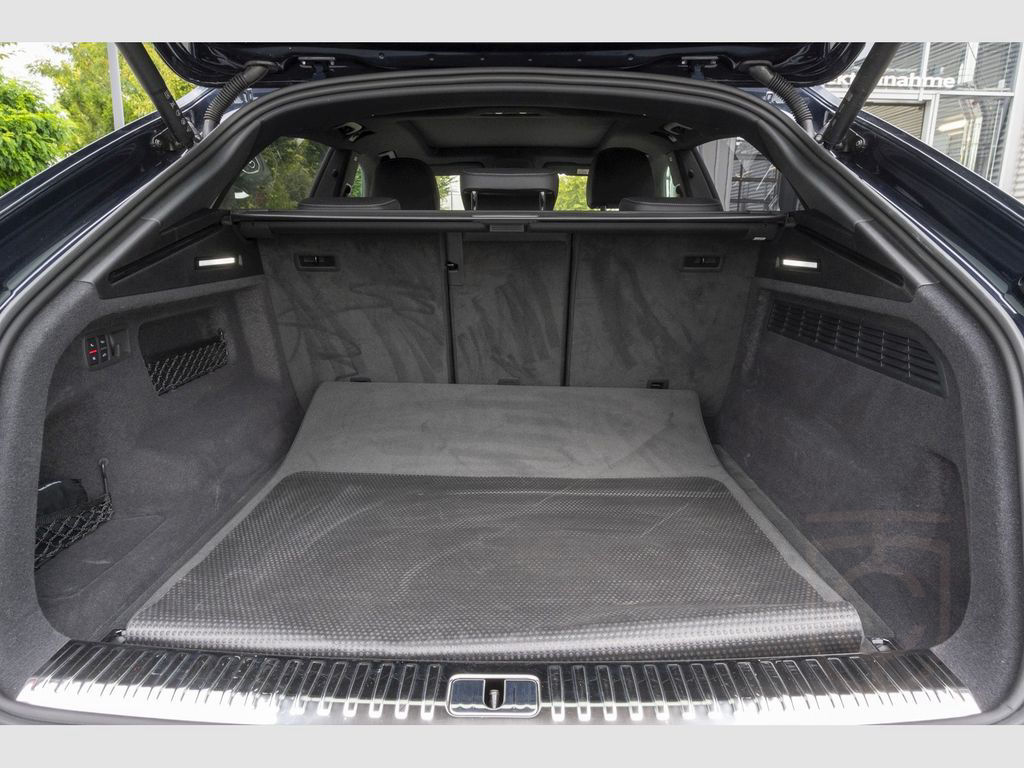 Audi SQ8 TFSI Facelift Black+/Laser/Pano/156UPE/23Zol