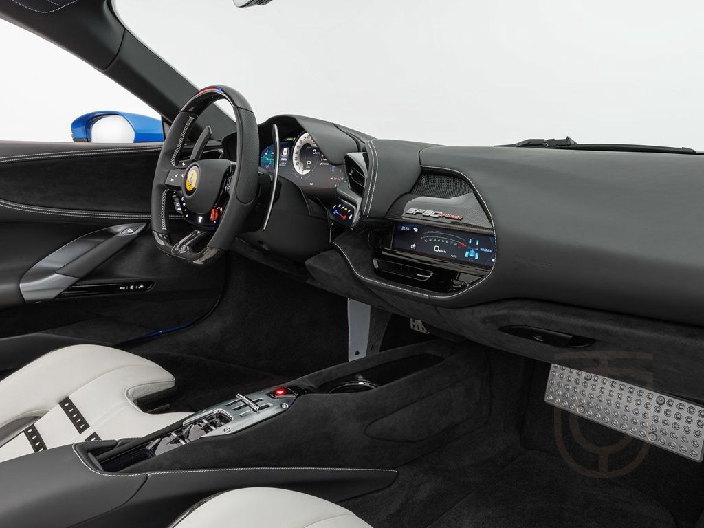 Ferrari SF90 Spider