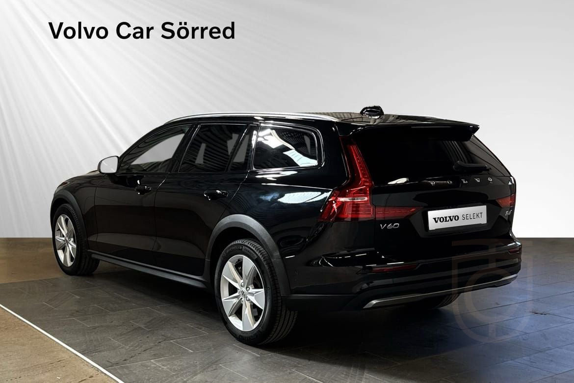 Volvo V60 Cross Country B4 AWD Diesel Core