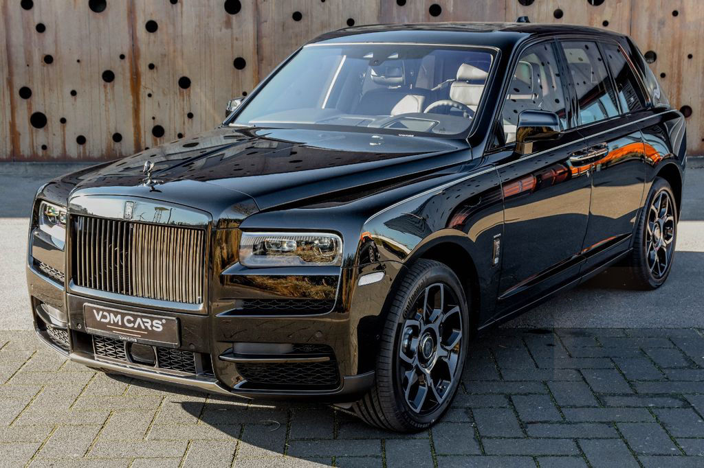 Rolls-Royce Cullinan Black Badge *Rear Theatre*Pano*MY 2023*