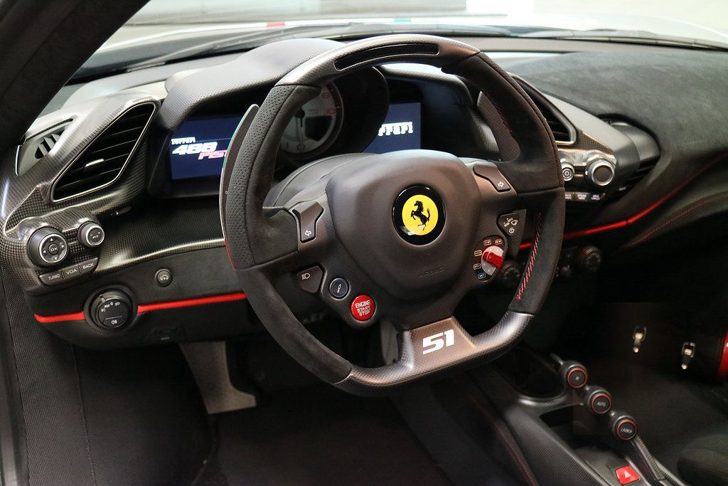 Ferrari 488 Pista Piloti