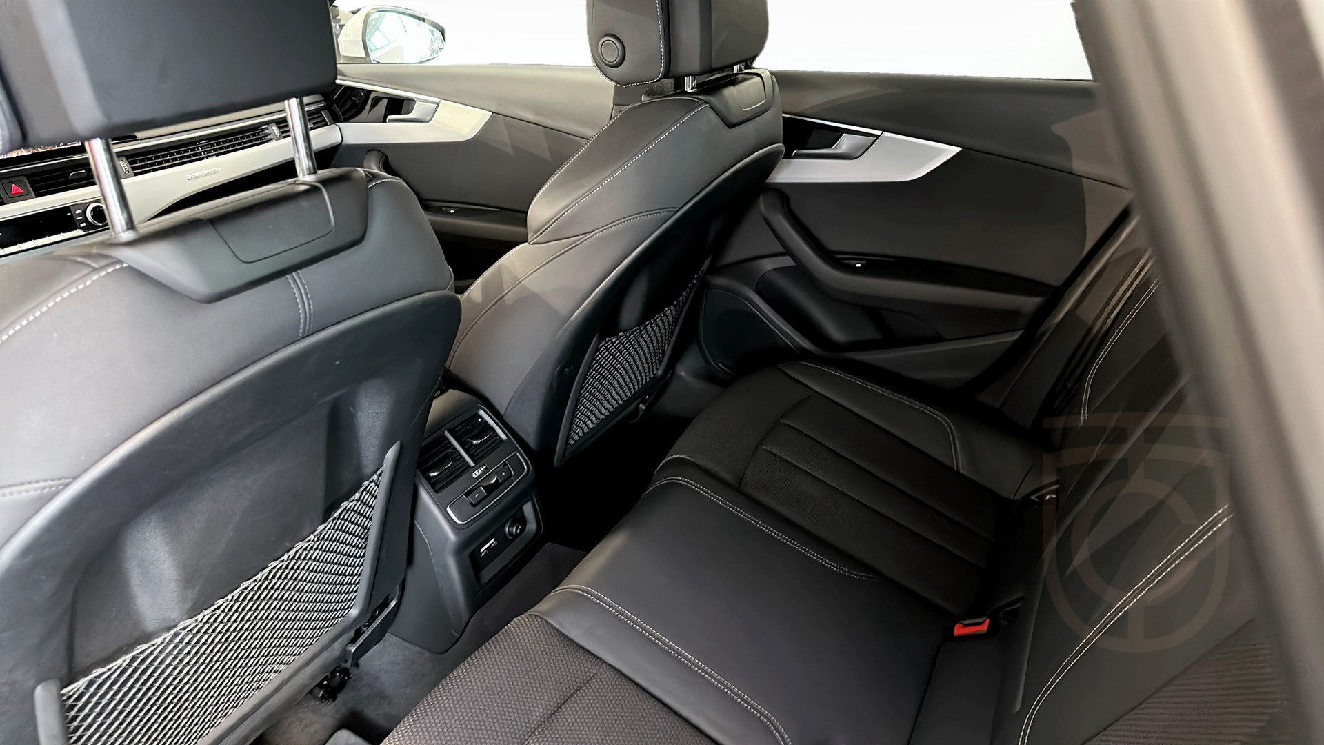 Audi A4 Avant 40 TFSI quattro