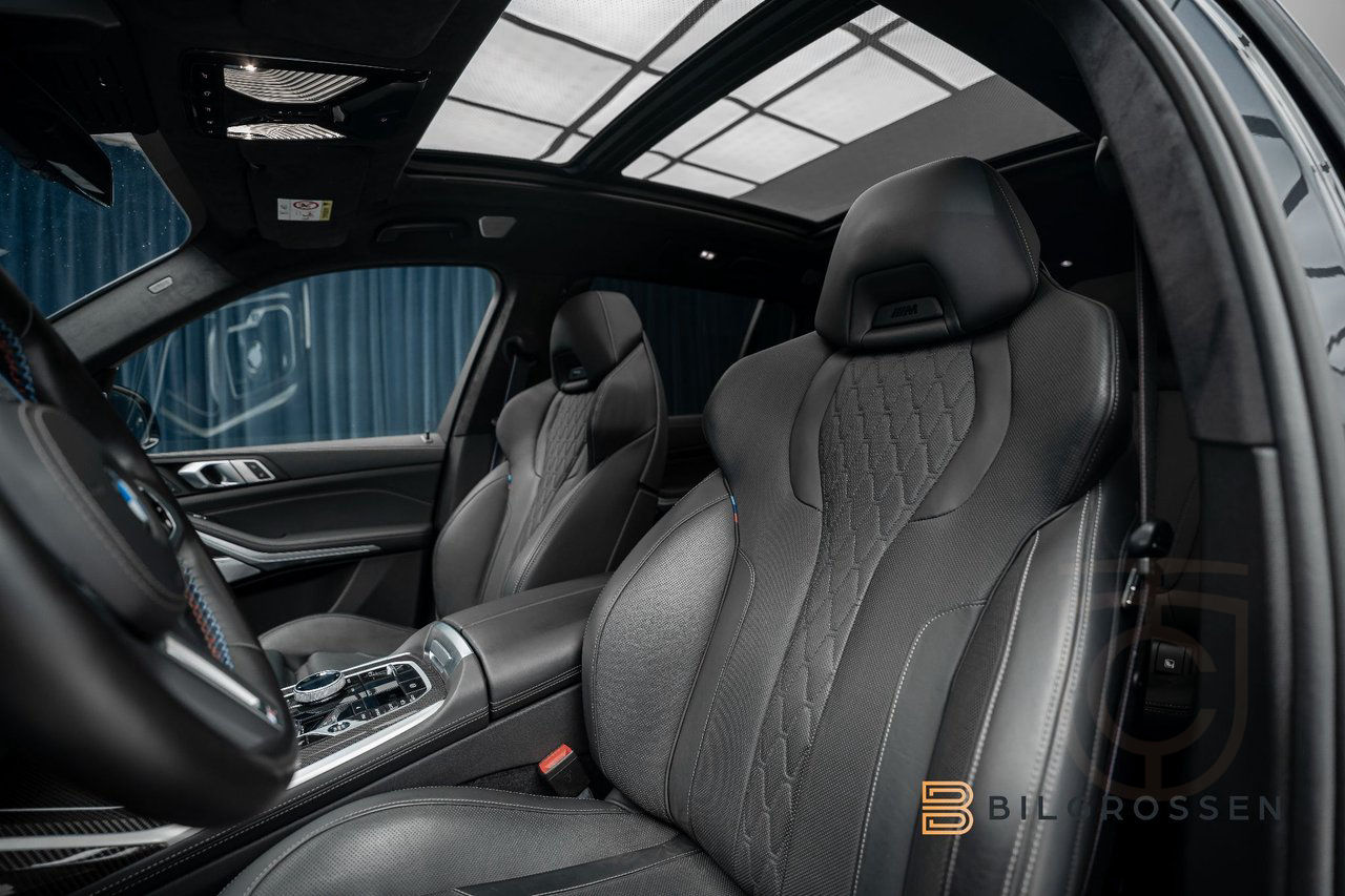 BMW X7 M60i