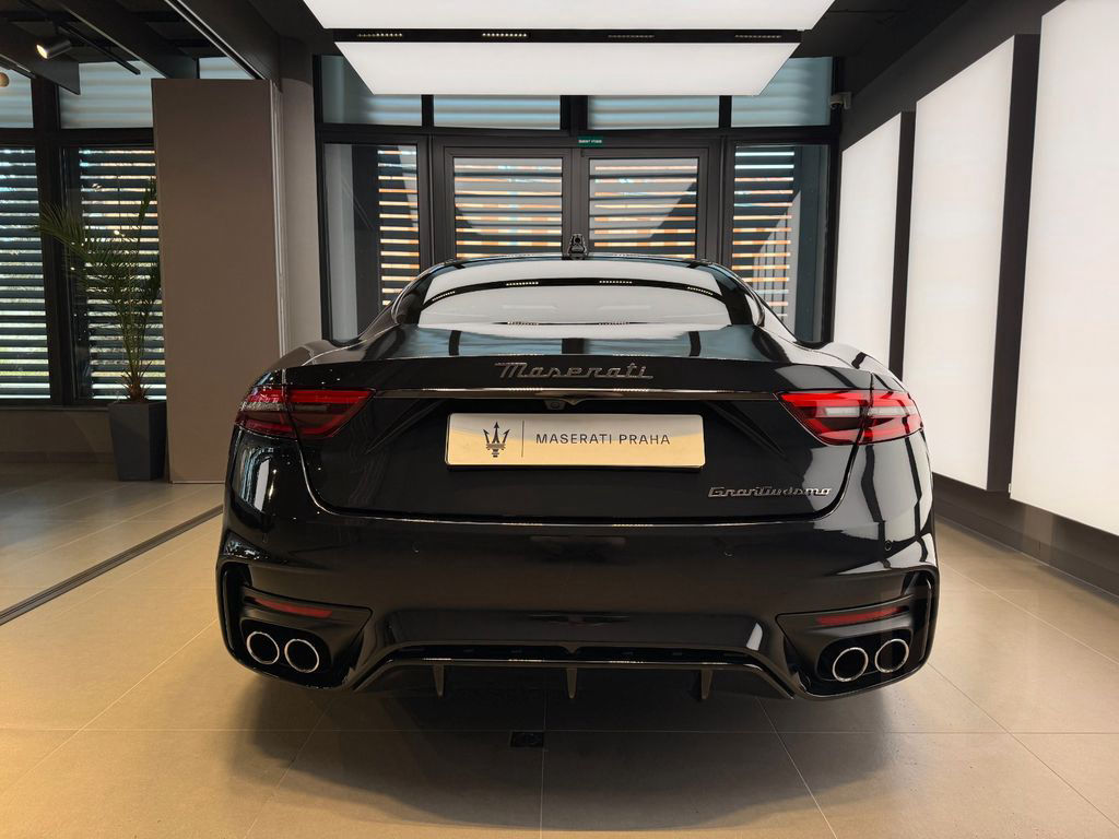 Maserati Granturismo 3.0 404kW Trofeo AWD *Warranty 2027*