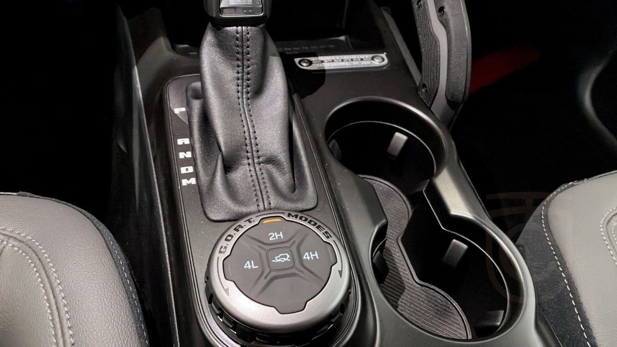 Ford Bronco OUTER BANKS V6 EcoBoost 4x4