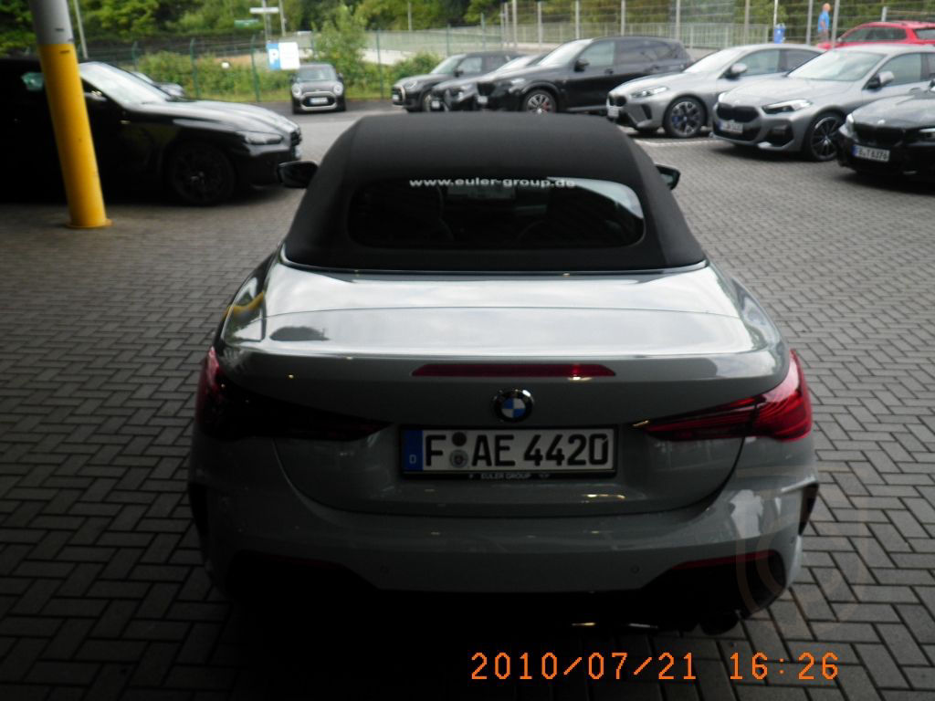 BMW 420 i Cabrio Sportpaket Navi Digitales Cockpit M