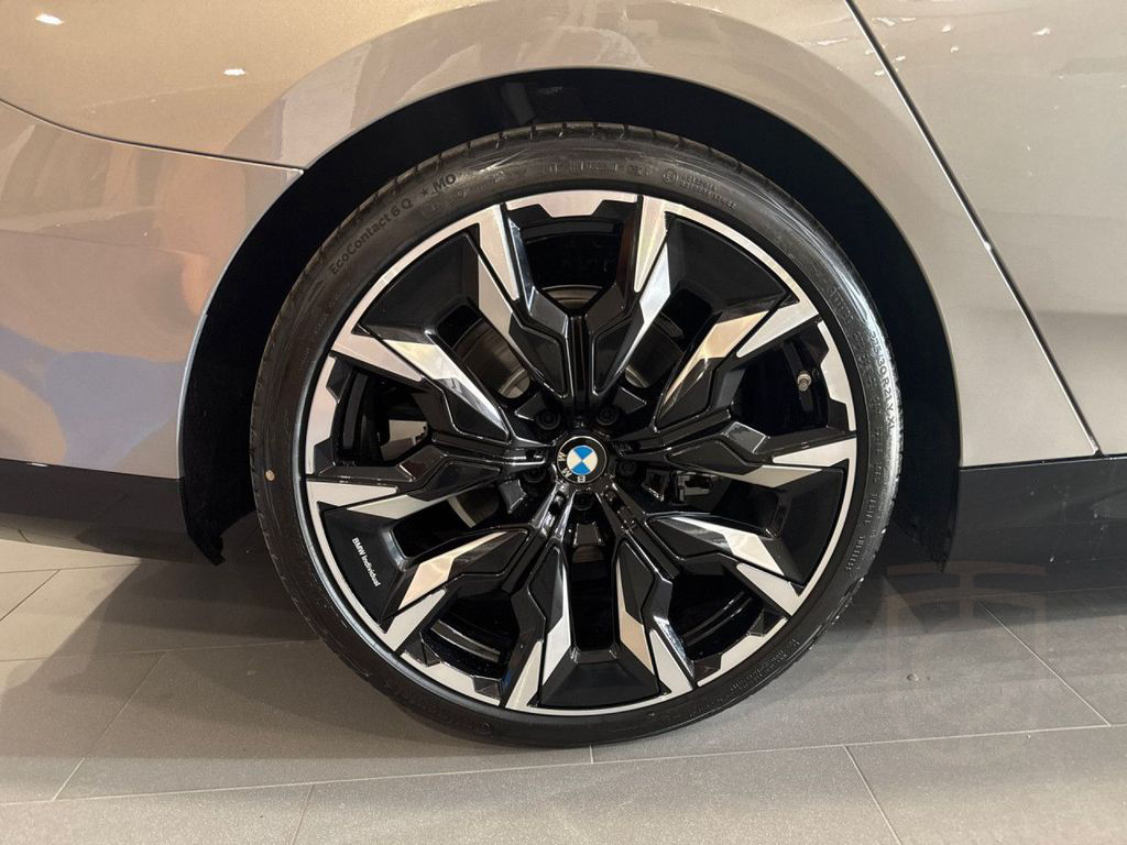BMW 520d xD Touring M-Sport Inno+ComfPaket B&W Navi