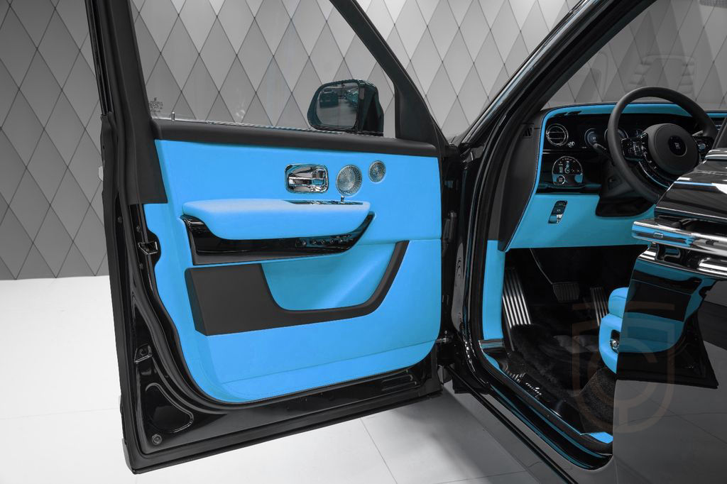 Rolls-Royce Cullinan Series II 2025 BLACK/TIFFANY 4 SEATS