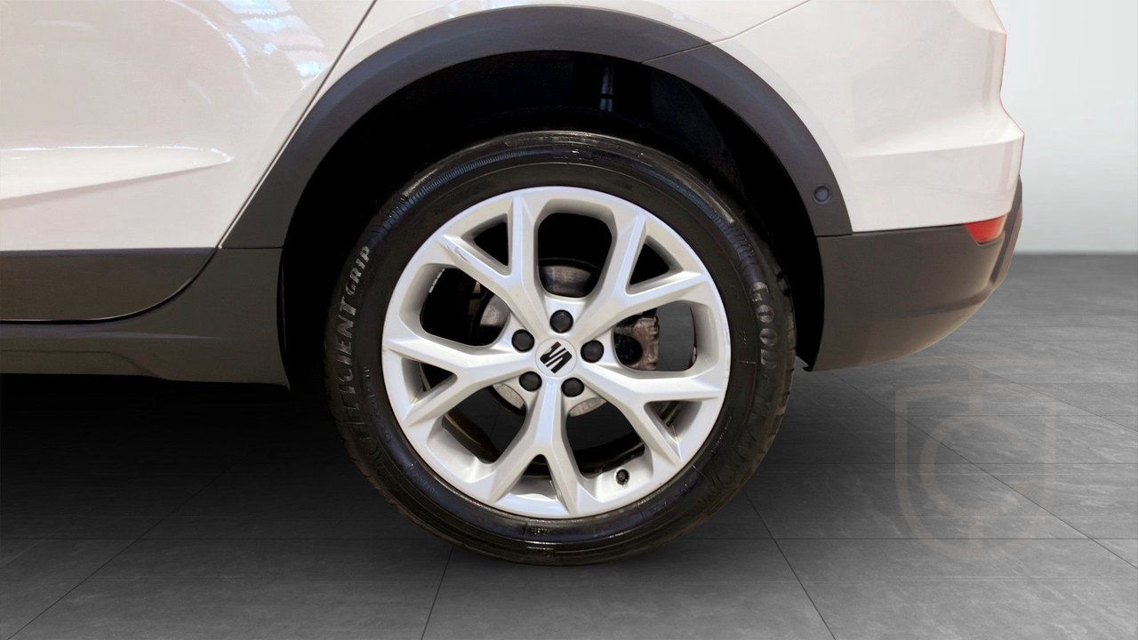 Seat Arona 1.0 TSI FR B-kamera Full-Link