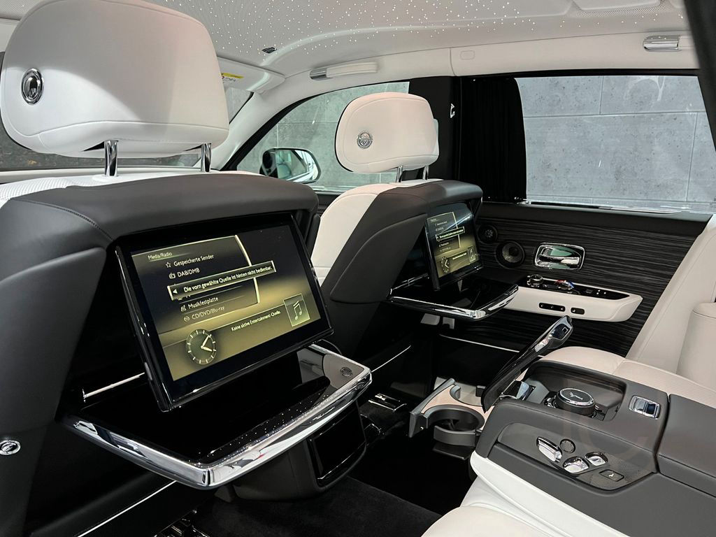 Rolls-Royce Phantom SWB Extended Two-Tone FULL