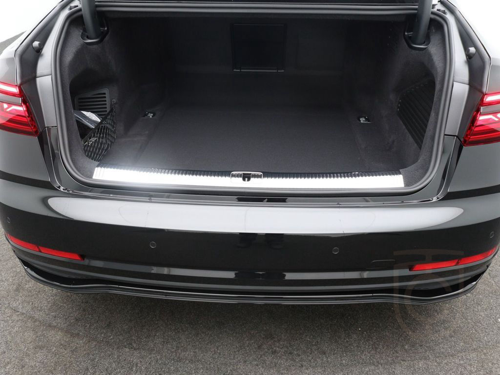 Audi A8 S-Line 50TDI Quattro / Matrix,OLED, Pano, Air