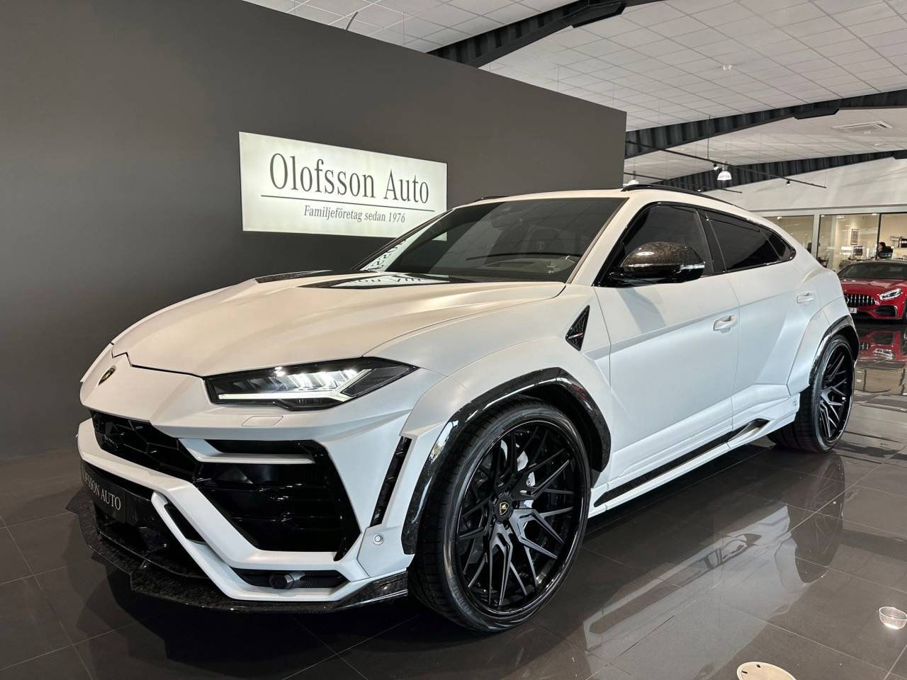 Lamborghini Urus 1016 Industries Carbon Capristo Panorama