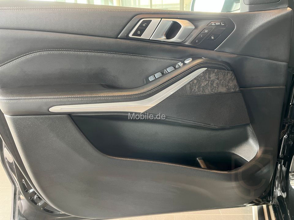 BMW X7 xDrive40d M Sportpaket Sport Aut. Standhzg.