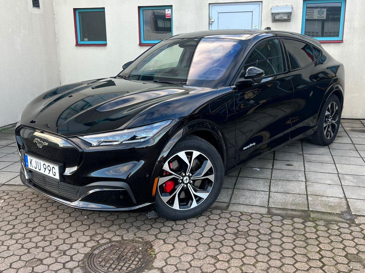 Ford Mustang Mach-E Standard Range AWD Teknikpaket LEASING