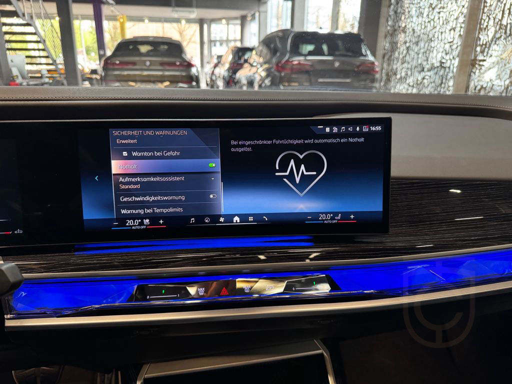 BMW 740d xDrive M Sport~PANO SKY~KAMERA 360~HEAD-UP