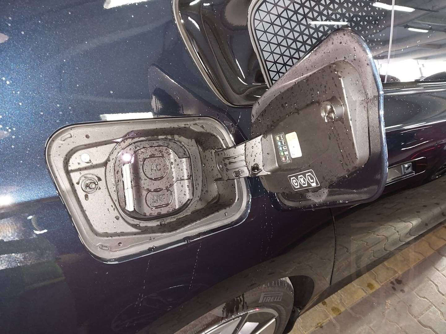 BMW i7