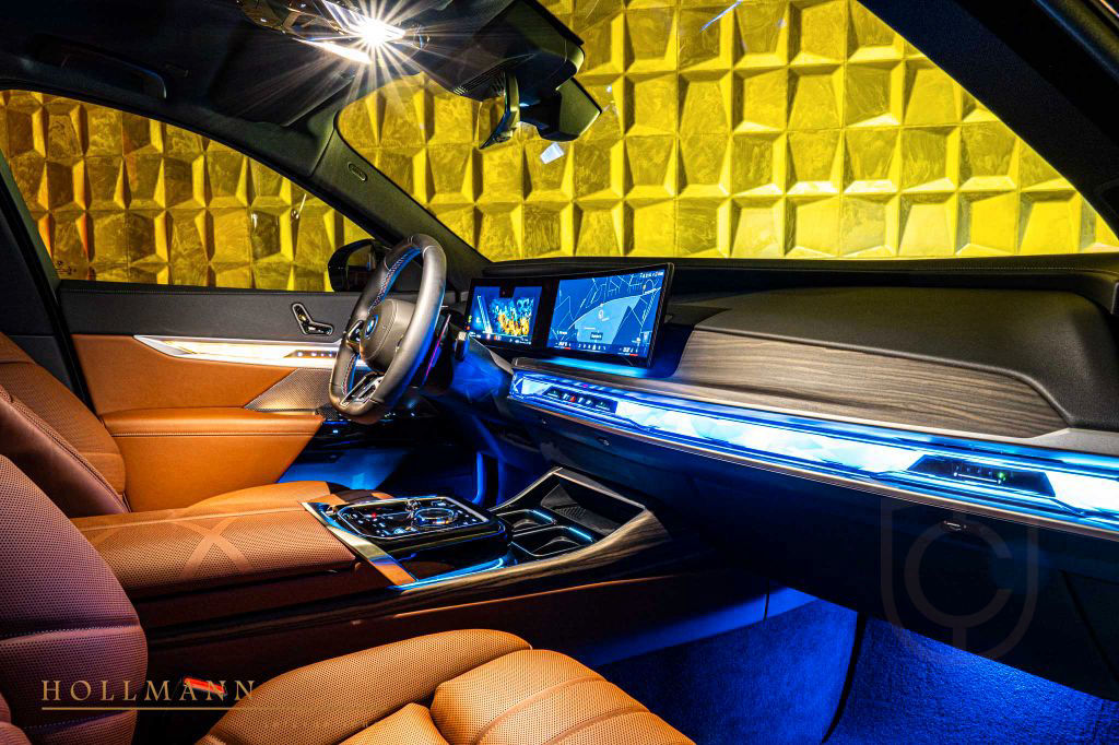 BMW M760e xDrive +SKY LOUNGE+M SPORT BRAKE SYSTEM+
