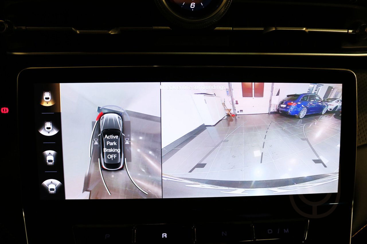 Maserati Grecale Trofeo V6