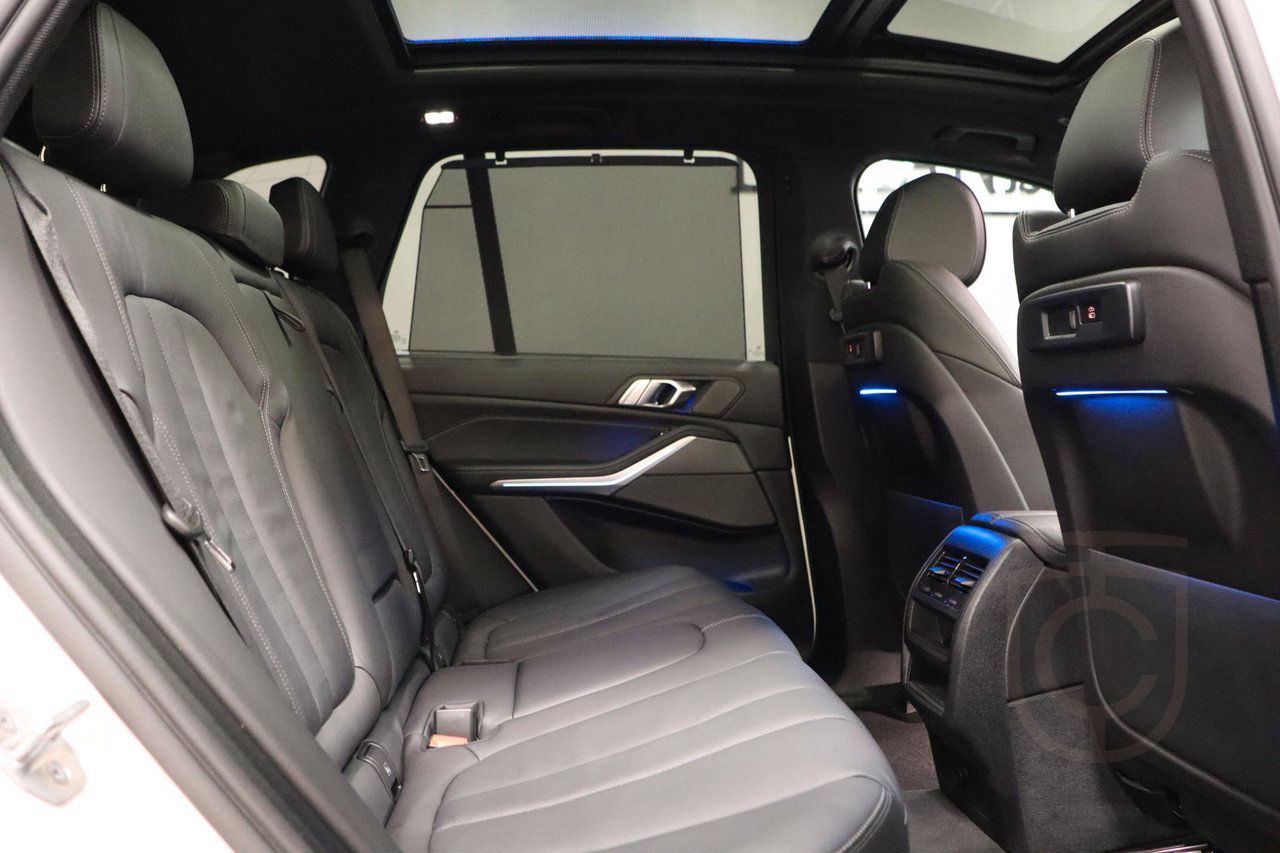BMW X5 xDrive45e iPerformance M Sport Full-spec