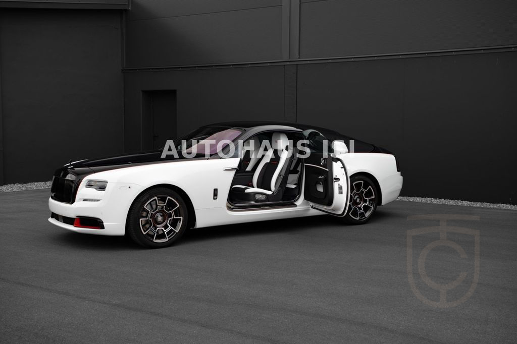Rolls-Royce Wraith Black Badge ONE OF ONE,BESPOKE,TWO TONE
