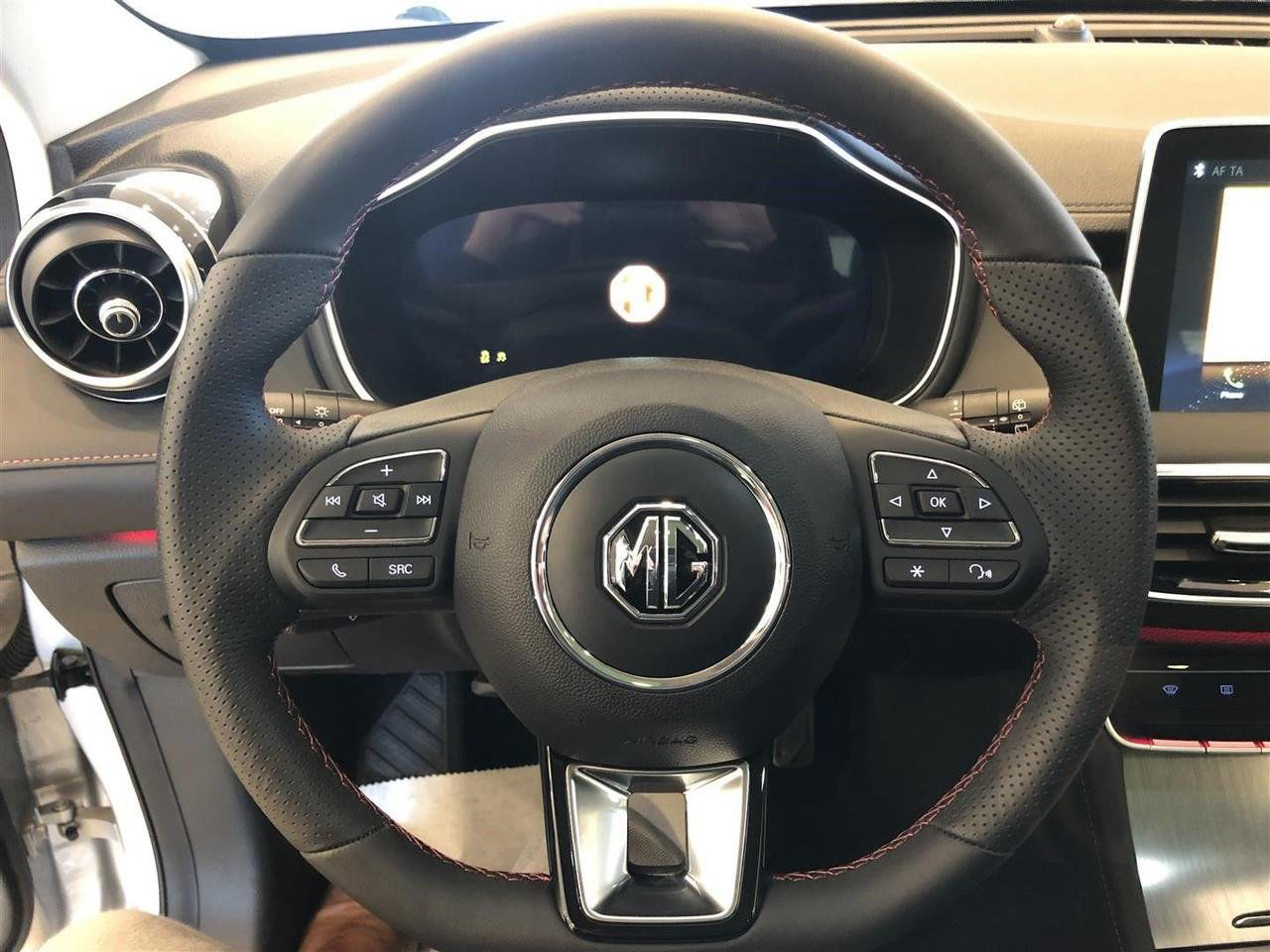 MG EHS Luxury