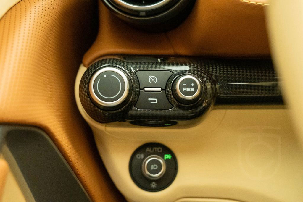 Ferrari 812 GTS