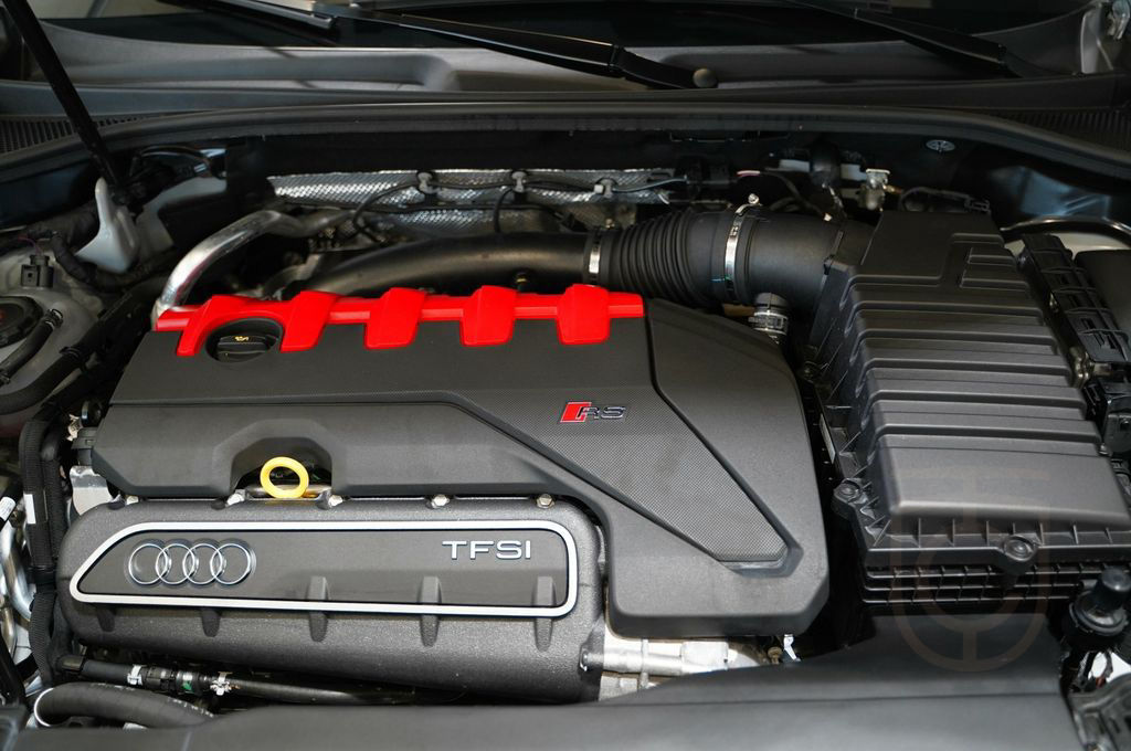 Audi RS Q3 Sportback 2.5 TFSI 280km/h*SONOS*AHK*ACC