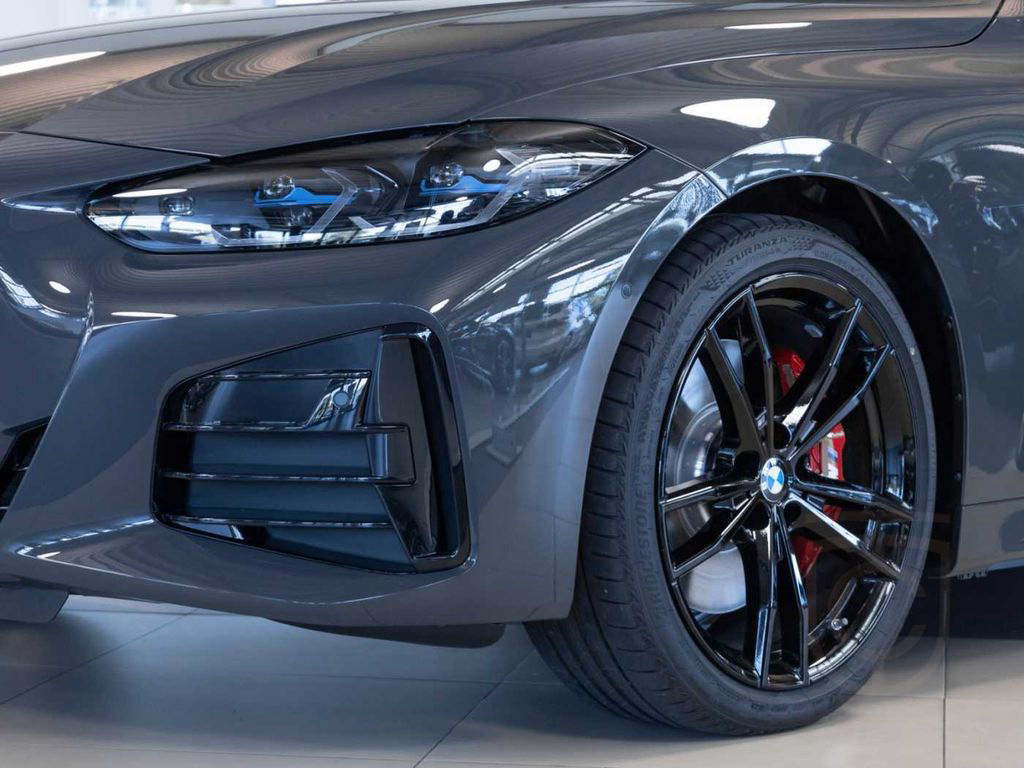 BMW M440i xDrive/HUD/Laser/Driv Ass Prof/360° Kamera