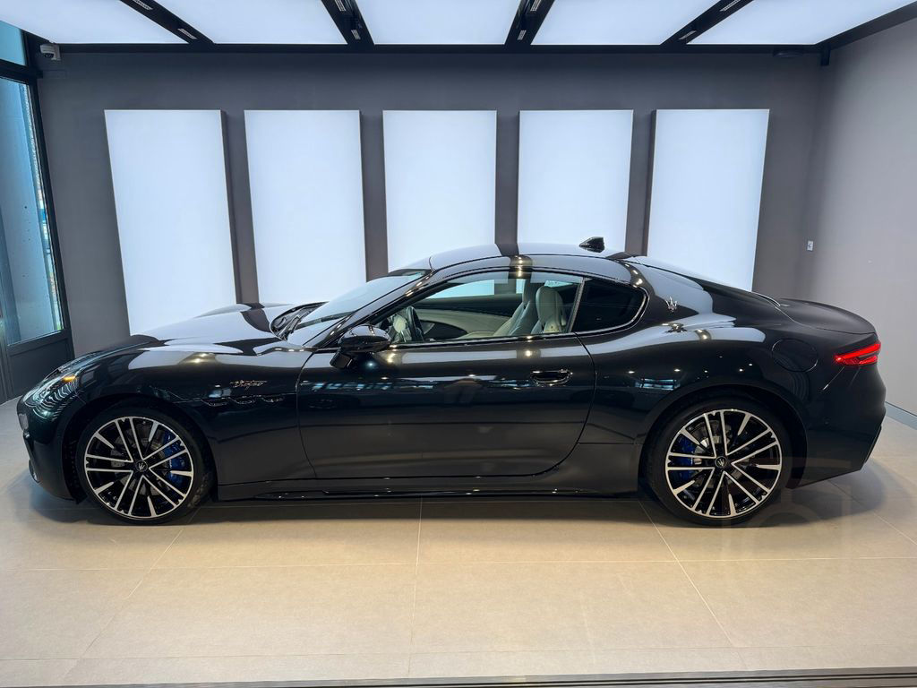 Maserati Granturismo 3.0 404kW Trofeo AWD *Warranty 2027*