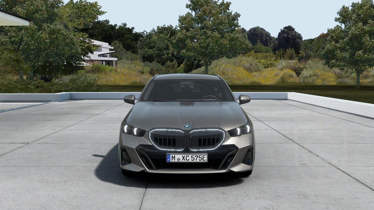 BMW 530e xDrive Touring M Sport Business Edition Pro Travel